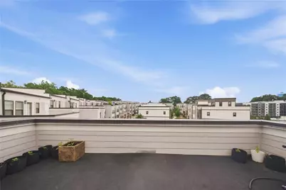 2087 Holtz Lane, Atlanta, GA 30318 - Photo 33