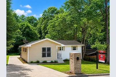 1149 Isa Drive SE, Atlanta, GA 30315 - Photo 1