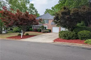 749 Flowers Crossing, Lawrenceville, GA 30044 - Photo 3