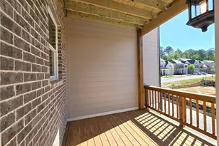 1005 Crown Oak St, Alpharetta, GA 30022 - Photo 17