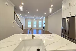1005 Crown Oak St, Alpharetta, GA 30022 - Photo 13