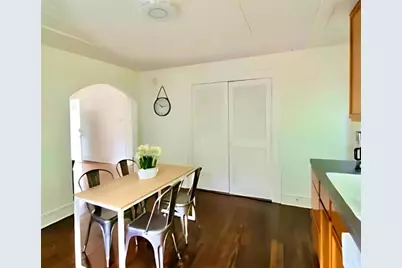 1267 Holly Street NW, Atlanta, GA 30318 - Photo 9