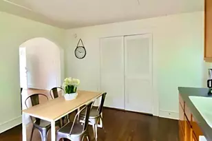 1267 Holly St NW, Atlanta, GA 30318 - Photo 9