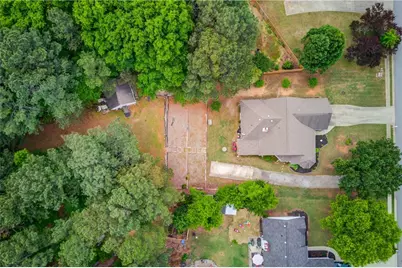 302 Greenleaf Court, Loganville, GA 30052 - Photo 29