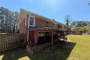 3209 W Manor Cir SW, Atlanta, GA 30311 - Photo 15