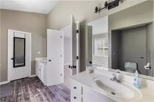 7625 Paddocks Mill Dr, Cumming, GA 30041 - Photo 13