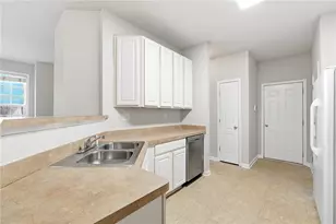 1006 Ivydale Cir, Lawrenceville, GA 30045 - Photo 9