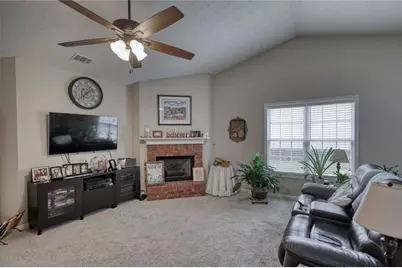 727 Jacoby Drive, Loganville, GA 30052 - Photo 7