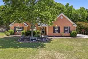 21 Field Stone Cir, Jefferson, GA 30549 - Photo 1