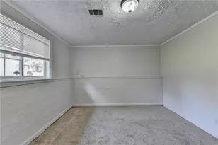 4286 Village Square Ln, Stone Mountain, GA 30083 - Photo 25