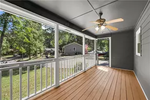 5722 Port Dr, Buford, GA 30518 - Photo 35