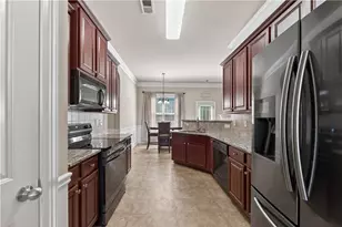 838 Chapman St, Jonesboro, GA 30238 - Photo 9