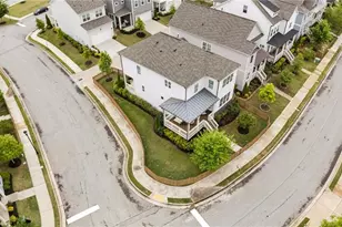 2035 Drew Dr NW, Atlanta, GA 30318 - Photo 29