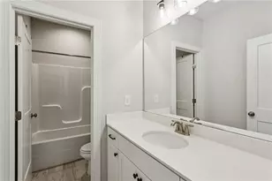 2035 Drew Dr NW, Atlanta, GA 30318 - Photo 23