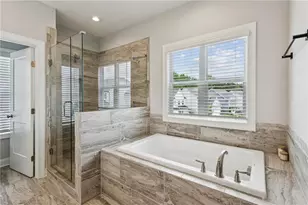 2035 Drew Dr NW, Atlanta, GA 30318 - Photo 19