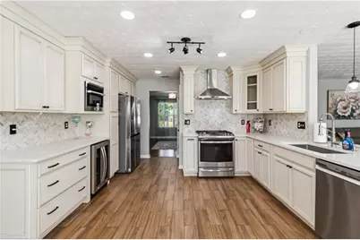 905 Shannon Road, Loganville, GA 30052 - Photo 17