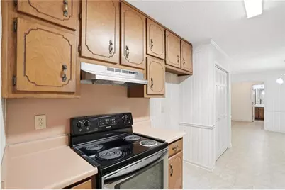 579 Scarborough Road, Ellenwood, GA 30294 - Photo 9
