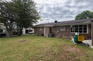 6017 Lanier Blvd, Norcross, GA 30071 - Photo 11