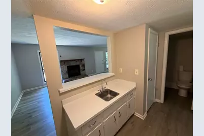 1386 Williamsburg Lane, Norcross, GA 30093 - Photo 7