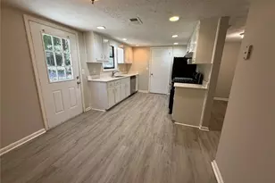 1386 Williamsburg Ln, Norcross, GA 30093 - Photo 9