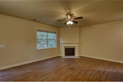 6571 Bluffview Drive, Douglasville, GA 30134 - Photo 9