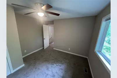 3912 Darryl Lane, Gainesville, GA 30506 - Photo 17