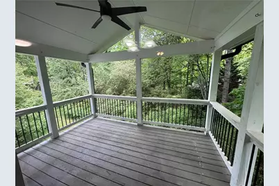 3912 Darryl Lane, Gainesville, GA 30506 - Photo 9