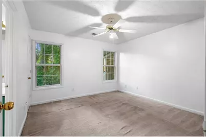 3504 Freeport Drive, Flowery Branch, GA 30542 - Photo 9