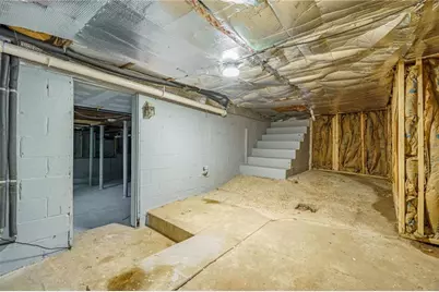 577 Commercial Avenue NW, Atlanta, GA 30318 - Photo 31