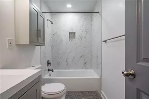577 Commercial Ave NW, Atlanta, GA 30318 - Photo 23