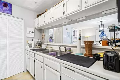 4358 Timberlake, Stone Mountain, GA 30083 - Photo 7