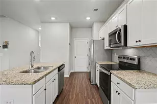 195 Skipjack Ct, Covington, GA 30016 - Photo 11