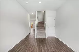 195 Skipjack Ct, Covington, GA 30016 - Photo 5