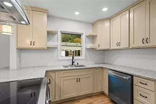 515 Woodlawn Ave, Calhoun, GA 30701 - Photo 21