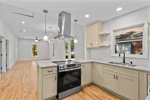 515 Woodlawn Ave, Calhoun, GA 30701 - Photo 17