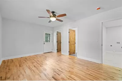 515 Woodlawn Avenue, Calhoun, GA 30701 - Photo 37