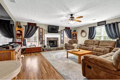 688 Country Grove Lane, Auburn, GA 30011 - Photo 9