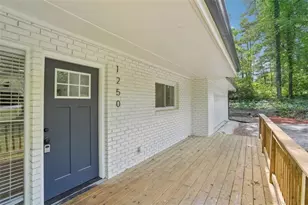 1250 Rockcrest Dr, Marietta, GA 30062 - Photo 3
