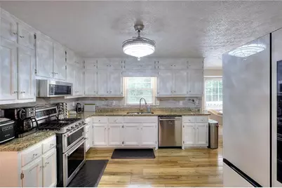 2613 Bridgewood Lane, Snellville, GA 30078 - Photo 15