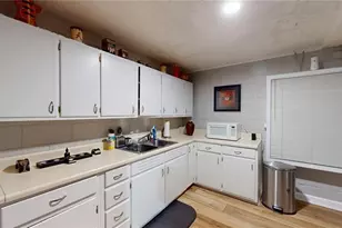 2613 Bridgewood Ln, Snellville, GA 30078 - Photo 11
