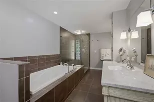 1322 Brook Forest Dr NE, Atlanta, GA 30324 - Photo 23