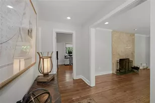 1322 Brook Forest Dr NE, Atlanta, GA 30324 - Photo 5