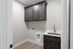1728 Pucketts Dr, Lilburn, GA 30047 - Photo 37