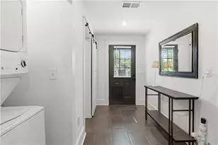 737 Matilda Pl NW, Atlanta, GA 30318 - Photo 15