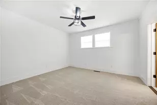 39 N Broad St, Porterdale, GA 30014 - Photo 9