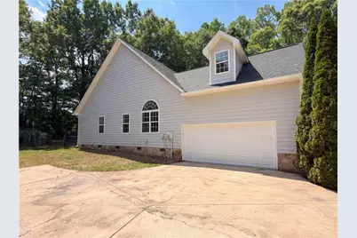 141 Lake Chase Drive S, Griffin, GA 30224 - Photo 21