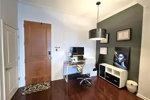 3040 Peachtree Rd NW, Atlanta, GA 30305 - Photo 3