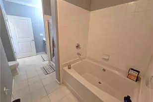 3040 Peachtree Rd NW, Atlanta, GA 30305 - Photo 11