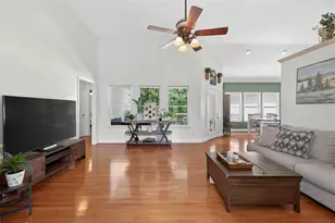 606 Academy Woods Dr, Jefferson, GA 30549 - Photo 9