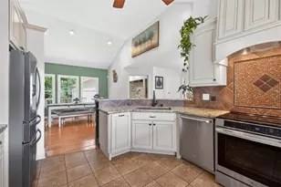 606 Academy Woods Dr, Jefferson, GA 30549 - Photo 11